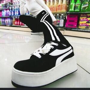 90’s COASTERS Platform skater sneakers Grunge Skater Size 5.5 Y2K